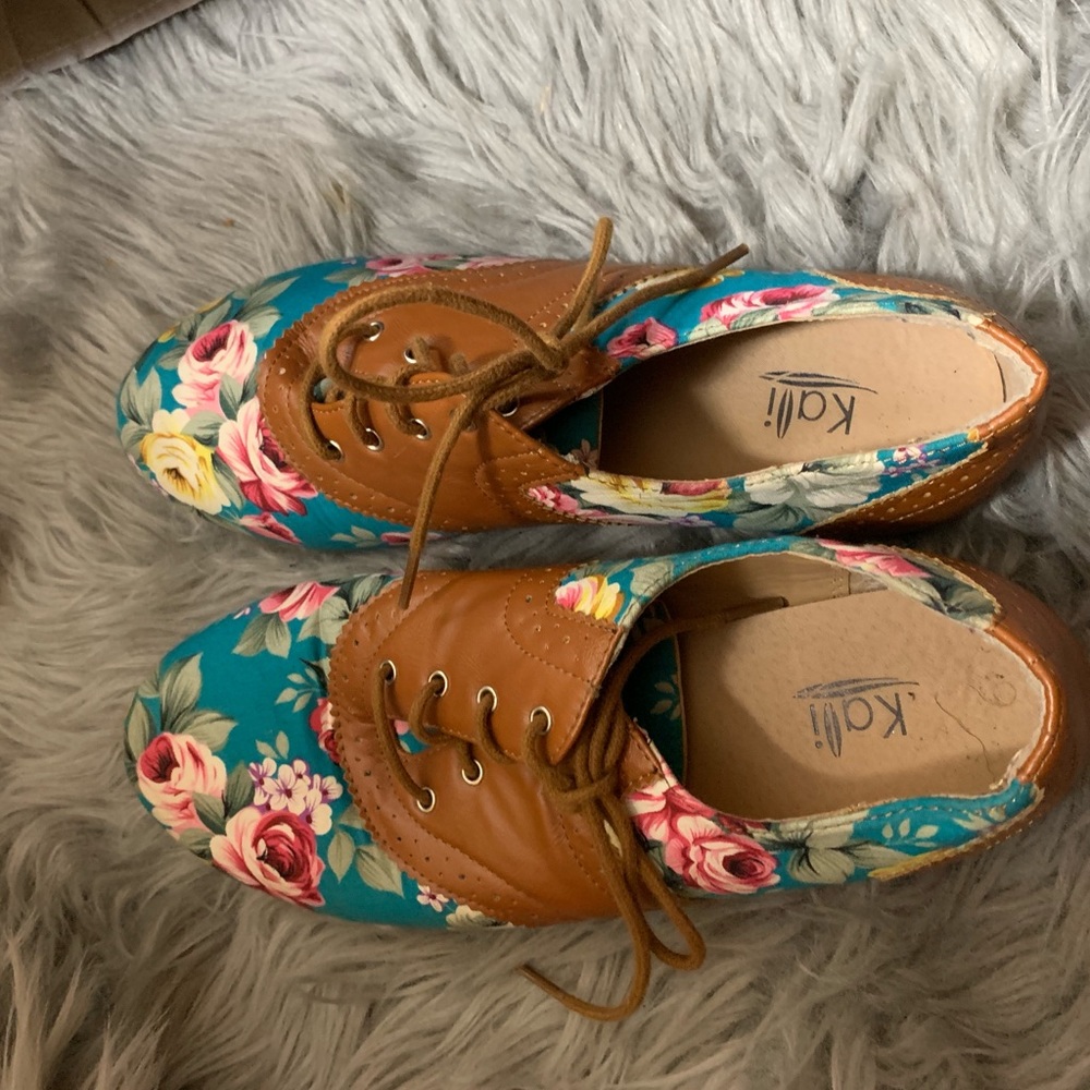Flora flats